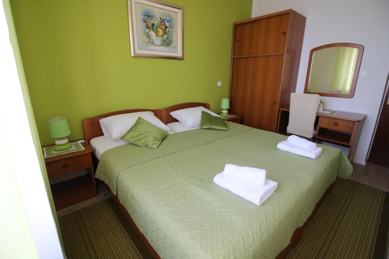 Apartment Marija มลินี ภายนอก รูปภาพ