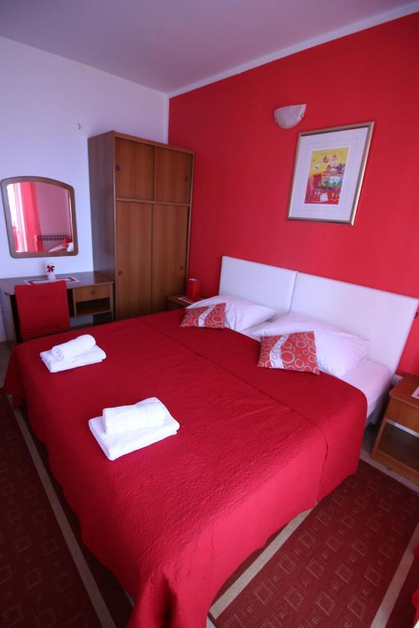 Apartment Marija มลินี ภายนอก รูปภาพ